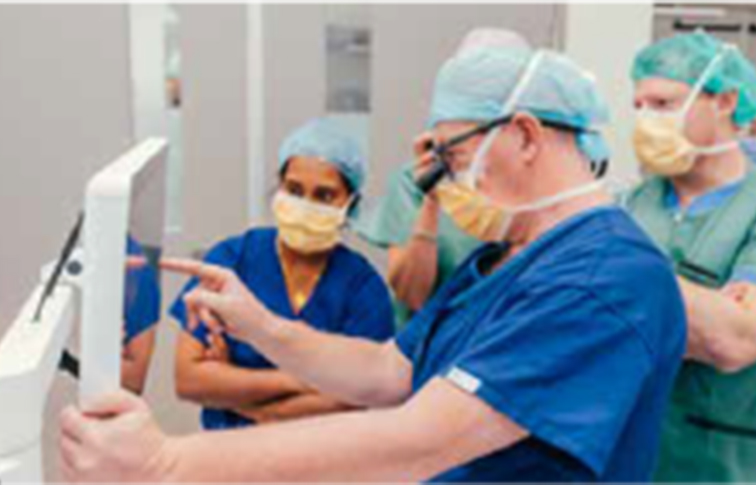 Professor Brian Owler Introduces ExcelsiusGPS Robotic Navigation at the San